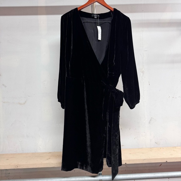 J. Crew Dresses & Skirts - J. Crew Black Velvet Wrap Dress, Side Tie, Size 18 Plus Size Women’s New READ